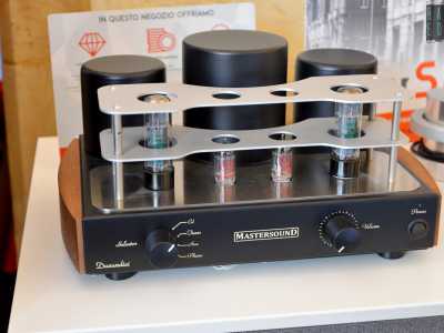 Di ultima generazione sono anche il Denon Pma-600ne e l�italiano Mastersound Dueundici, amplificatore dal design nero e accattivante